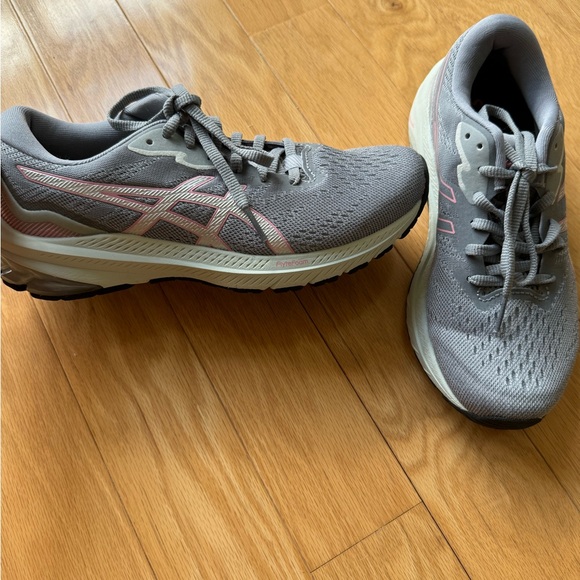 Asics Shoes - ASICS GT-1000 11 Running Shoes